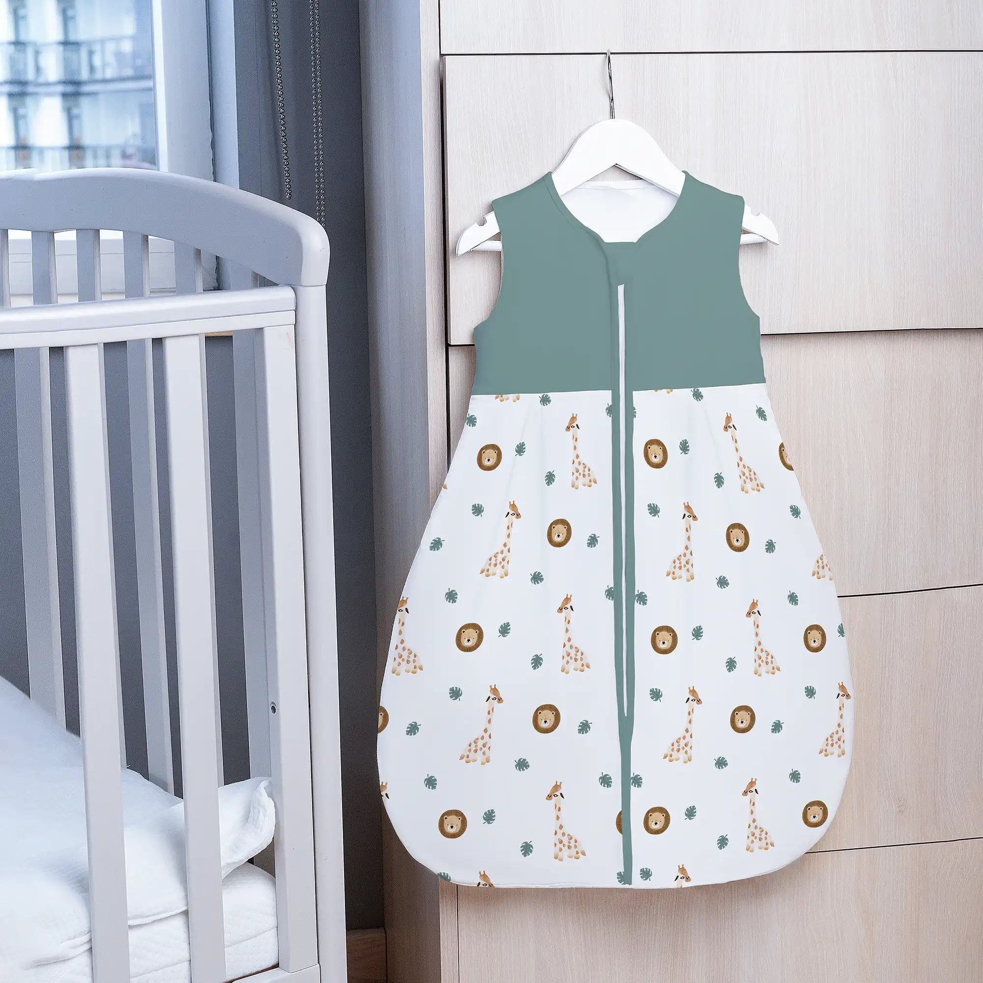 "Giraffe und Löwe" Premium Jersey Schlafsack 1.0 TOG - Leslis