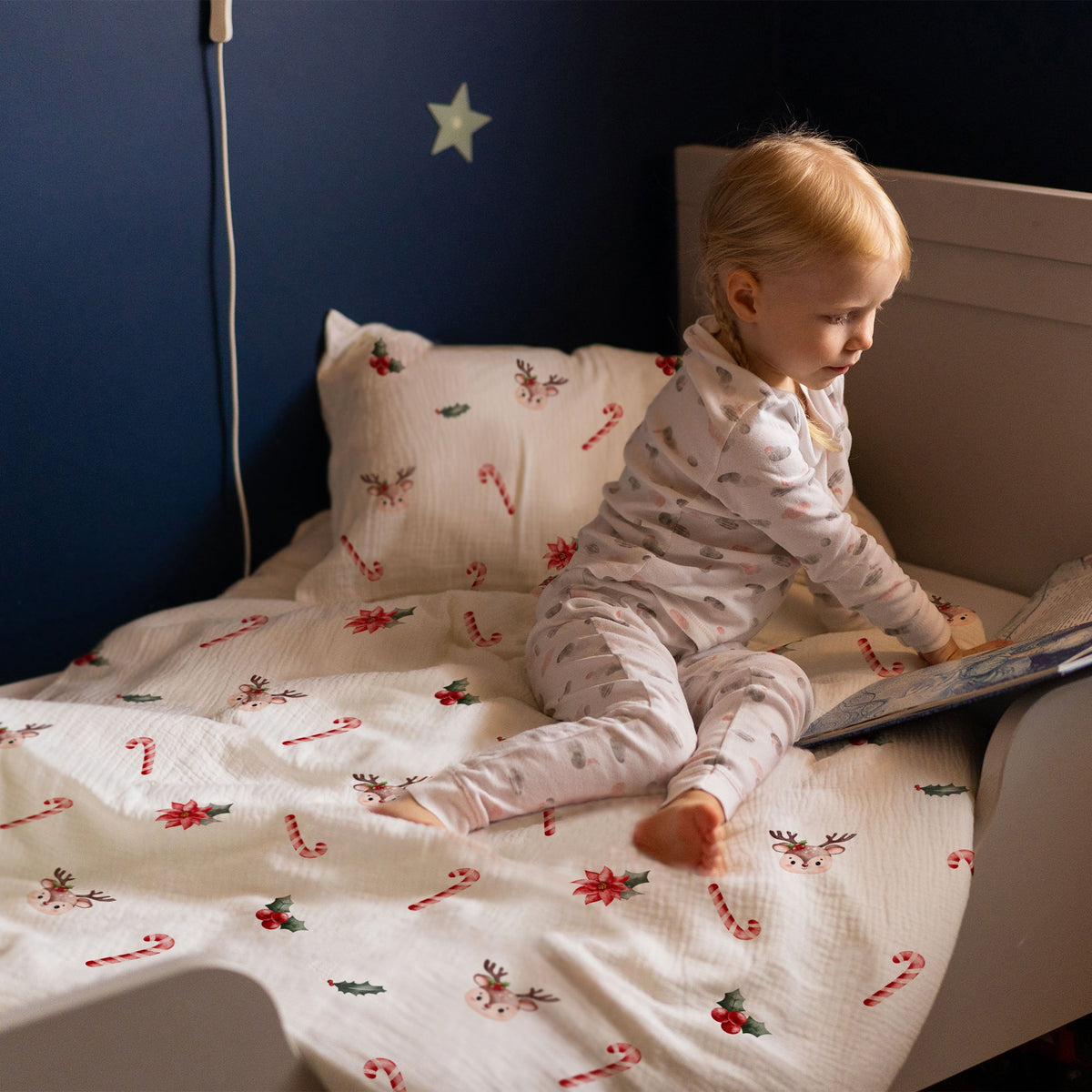 "Zuckerstangen und Rehe" Premium Kinderbettwäsche - Leslis