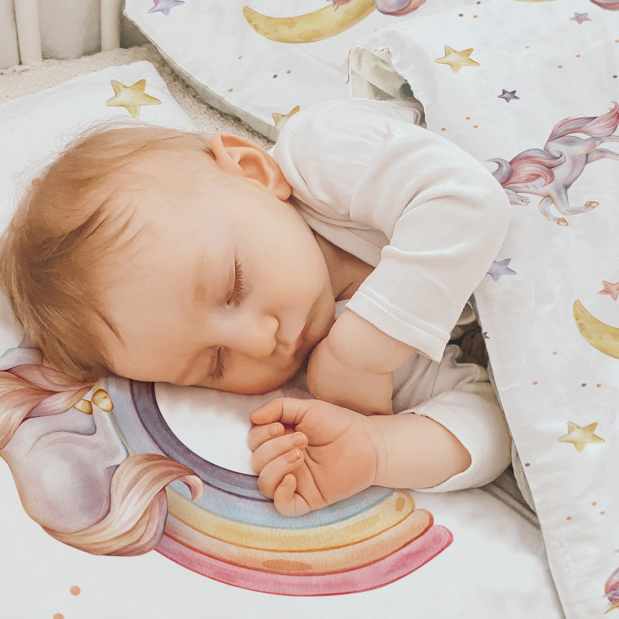 "Regenbogen Einhorn" Premium Kinderbettwäsche