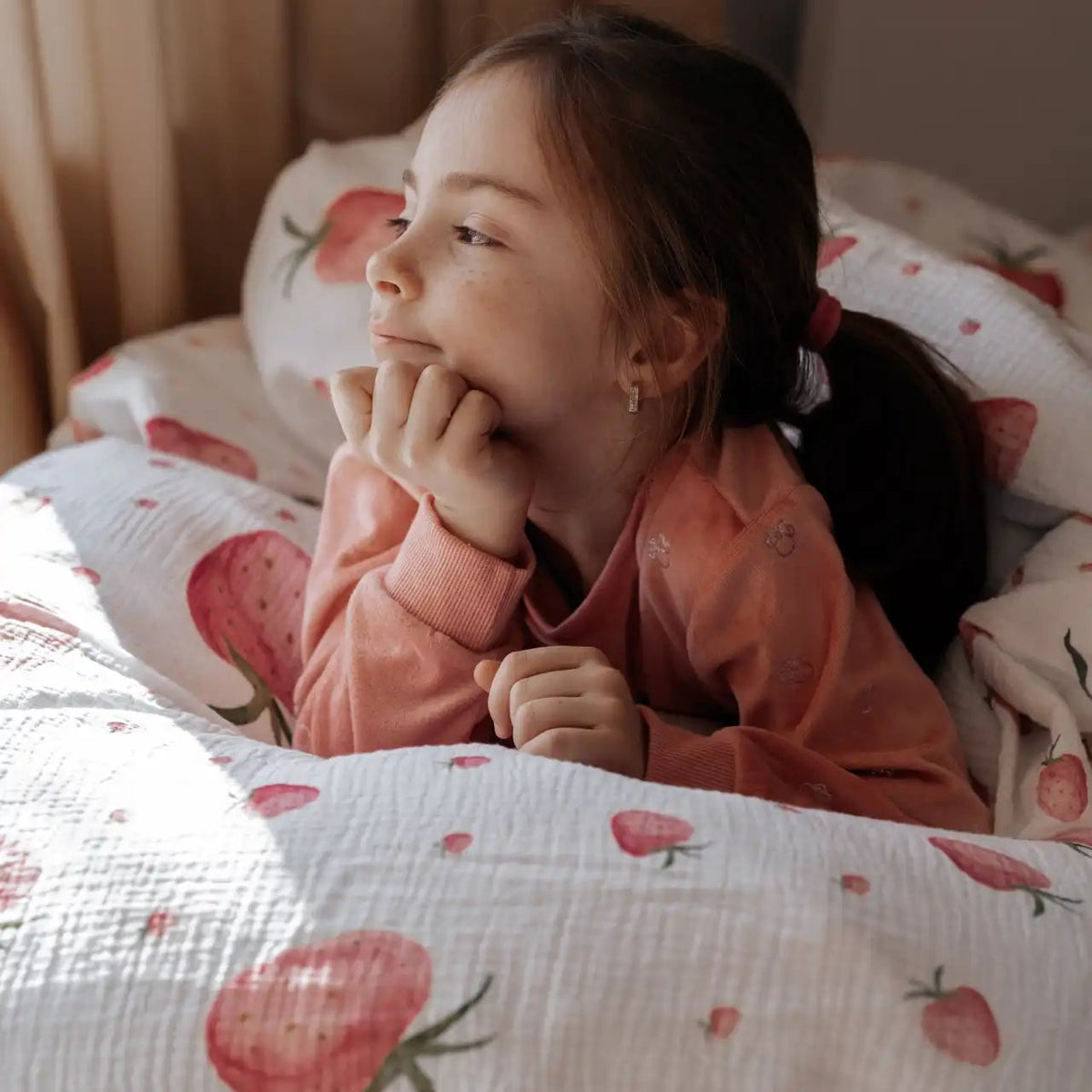 “Erdbeeren” Premium Kinderbettwäsche - Leslis