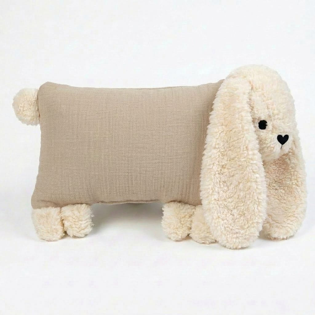 Beiger Kuschelhase mit weichem Kopf und langen Schlappohren.