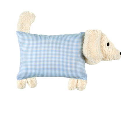 Kuschelhund mit blau-weißem Vichykaro auf dem Stoffkörper.