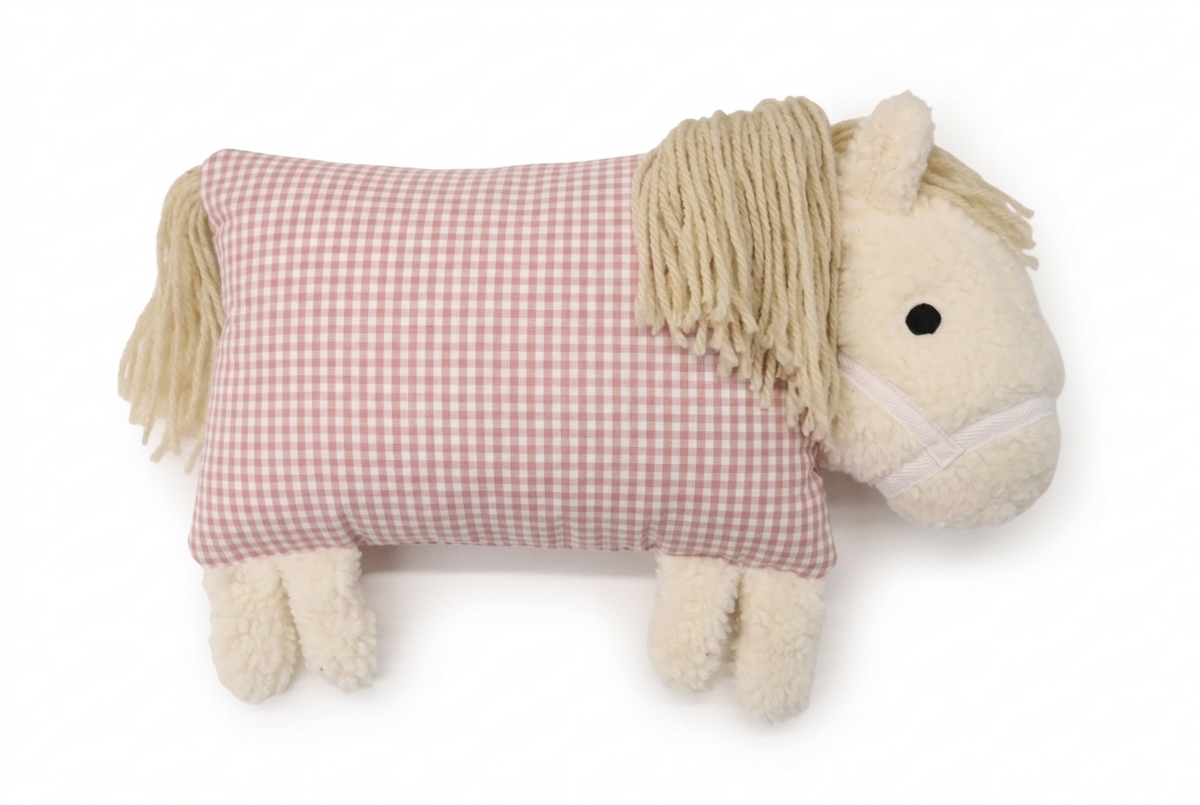Kuschelpferd mit rosa-weißem Vichykaro und heller Mähne.